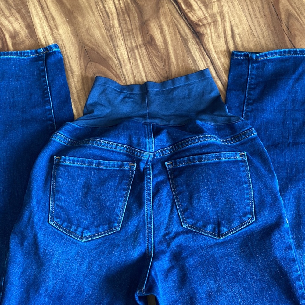 Old Navy Maternity Bundle - Picture 6 of 8
